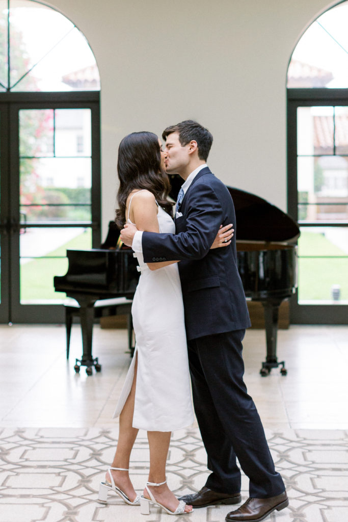 intimate wedding at the alfond inn 