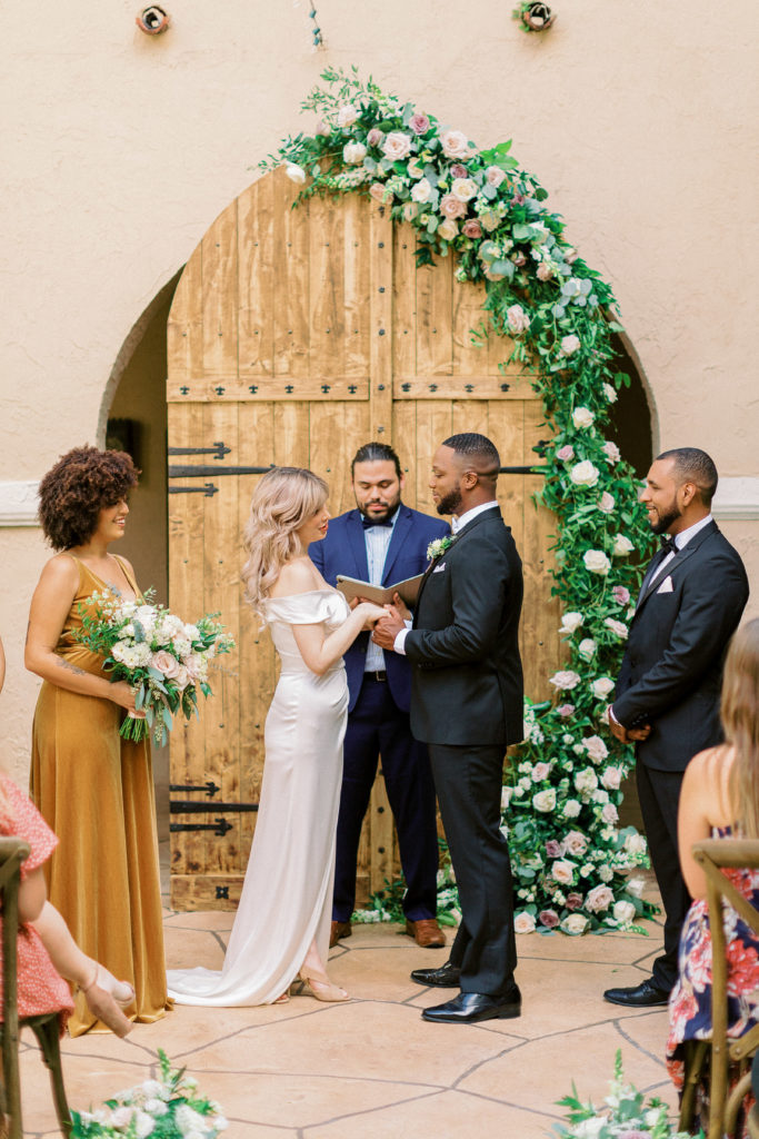micro wedding ceremony