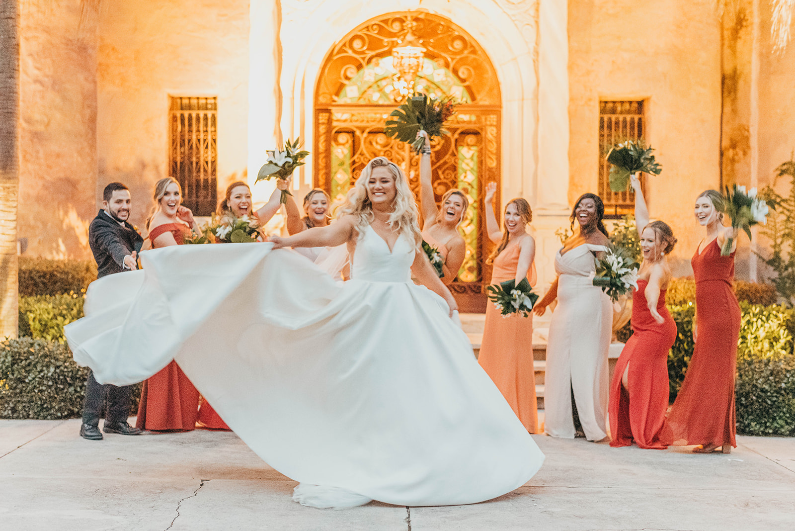 howey mansion summer wedding